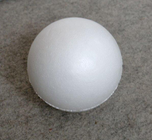 Polystyrenová koule plná pr. 8 cm