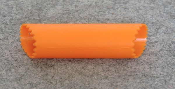 Loupač česneku silikon 13 cm.